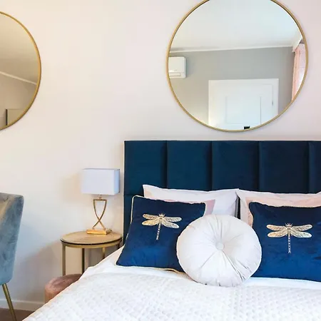 Slaska 12 By Perfect 公寓